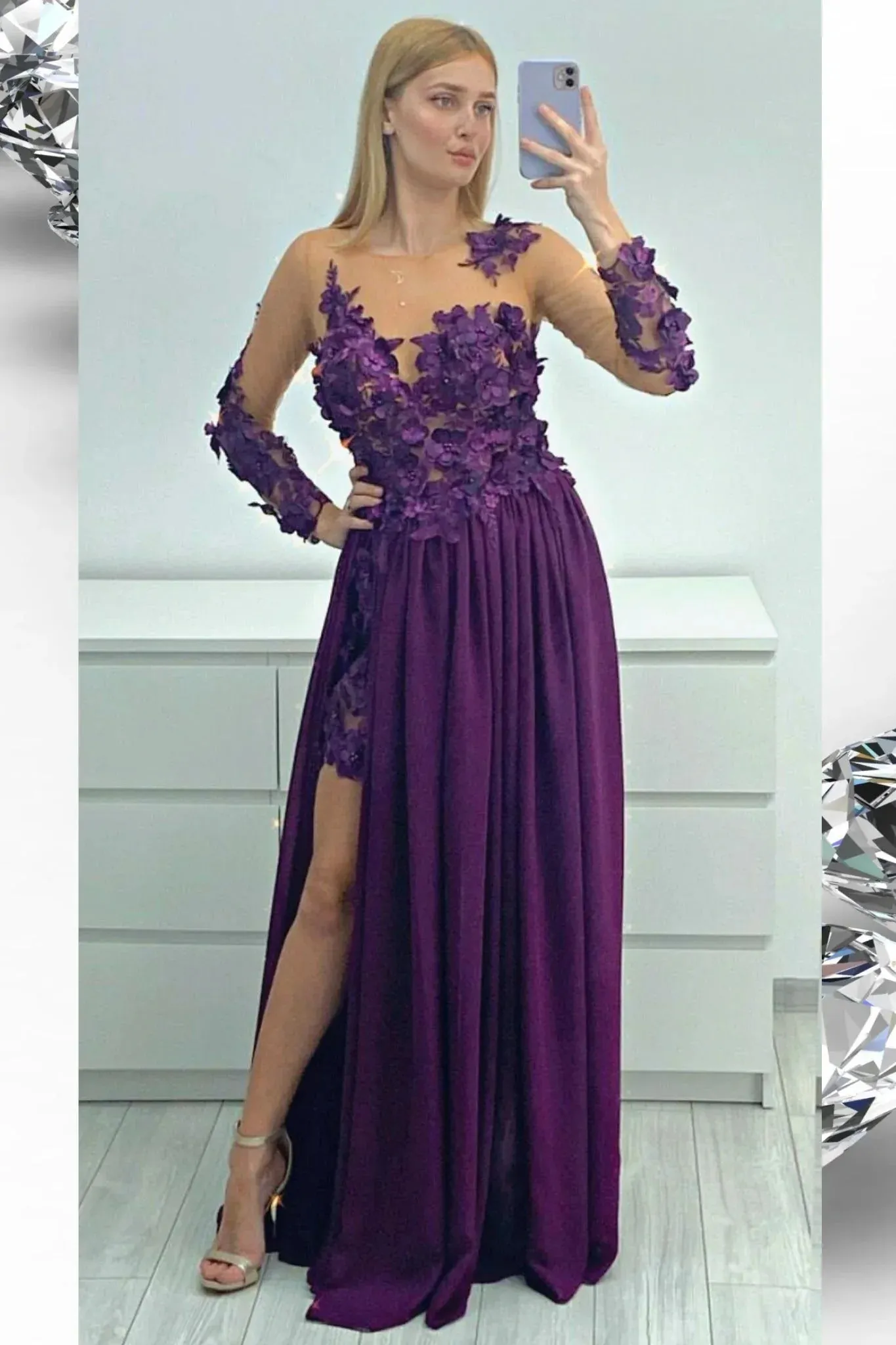 Abito lungo viola prugna Axa con lo strascico e corpetto in tulle nude a fiori 3D