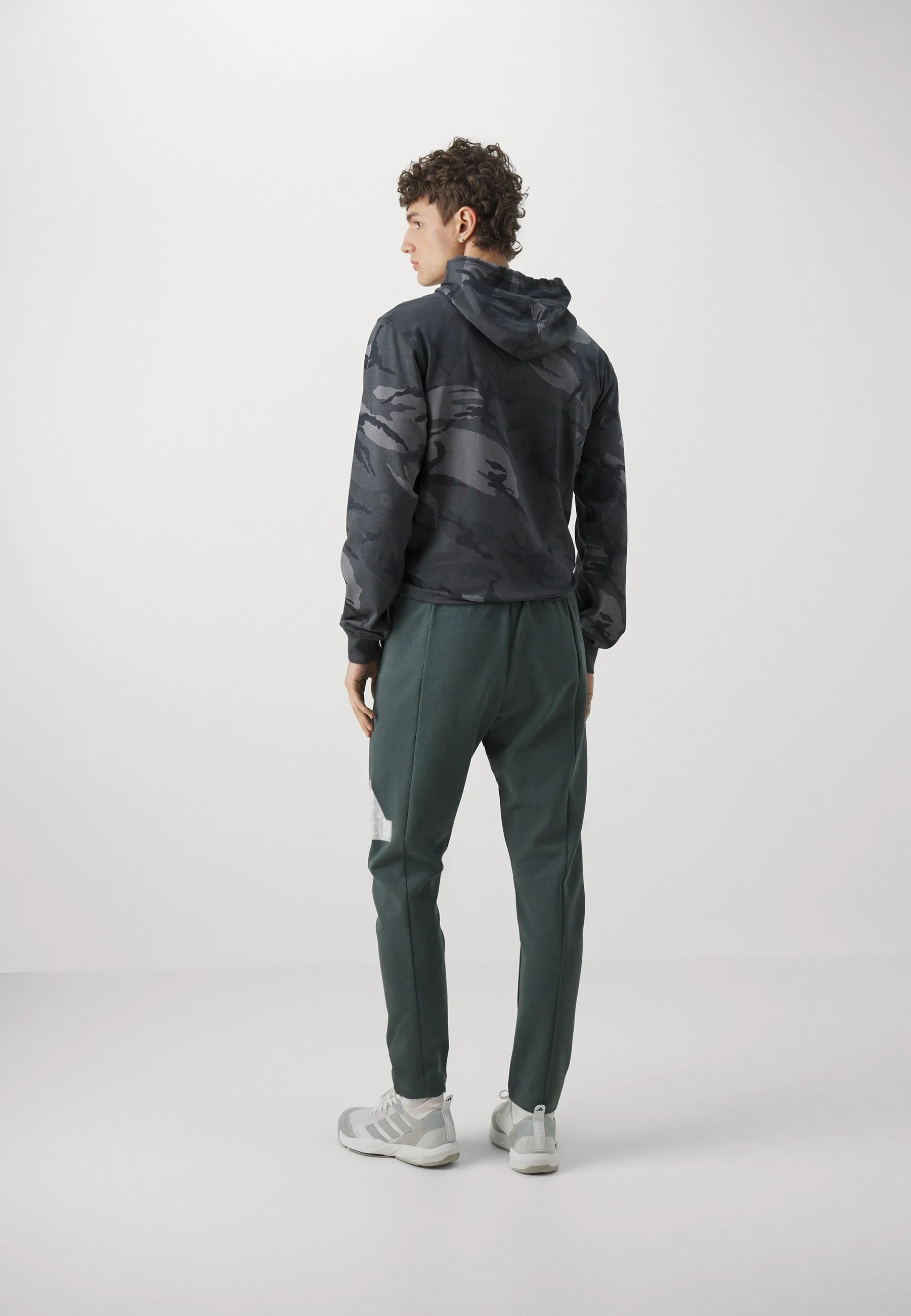 FUTURE ICONS - Pantaloni sportivi